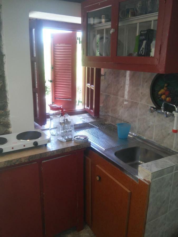Kalapo Apartment Tseratsiá Dış mekan fotoğraf