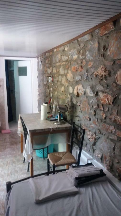Kalapo Apartment Tseratsiá Dış mekan fotoğraf