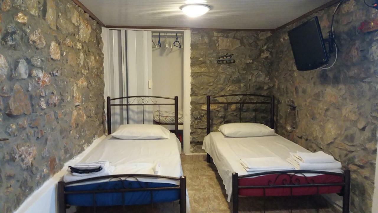 Kalapo Apartment Tseratsiá Dış mekan fotoğraf