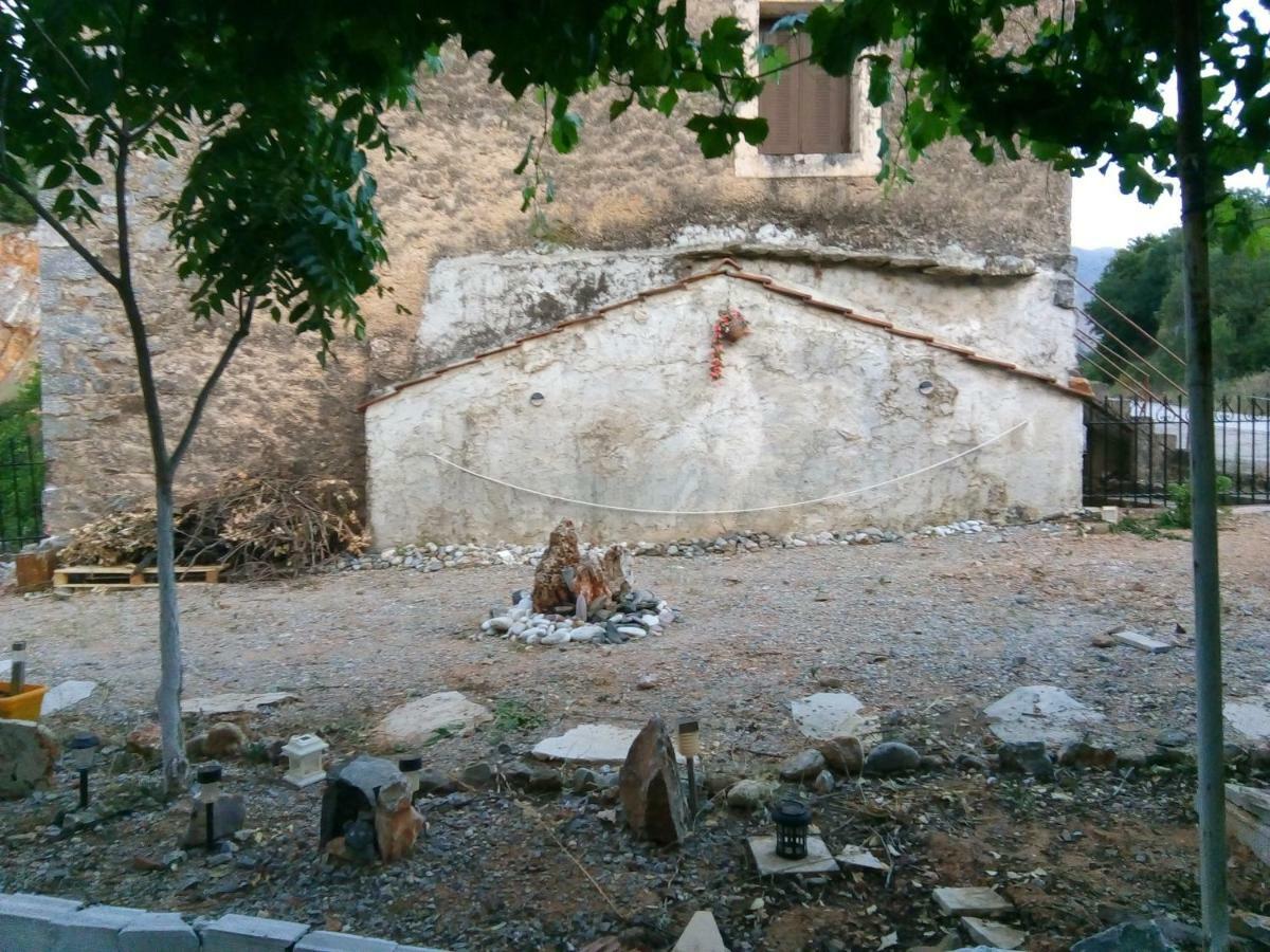 Kalapo Apartment Tseratsiá Dış mekan fotoğraf